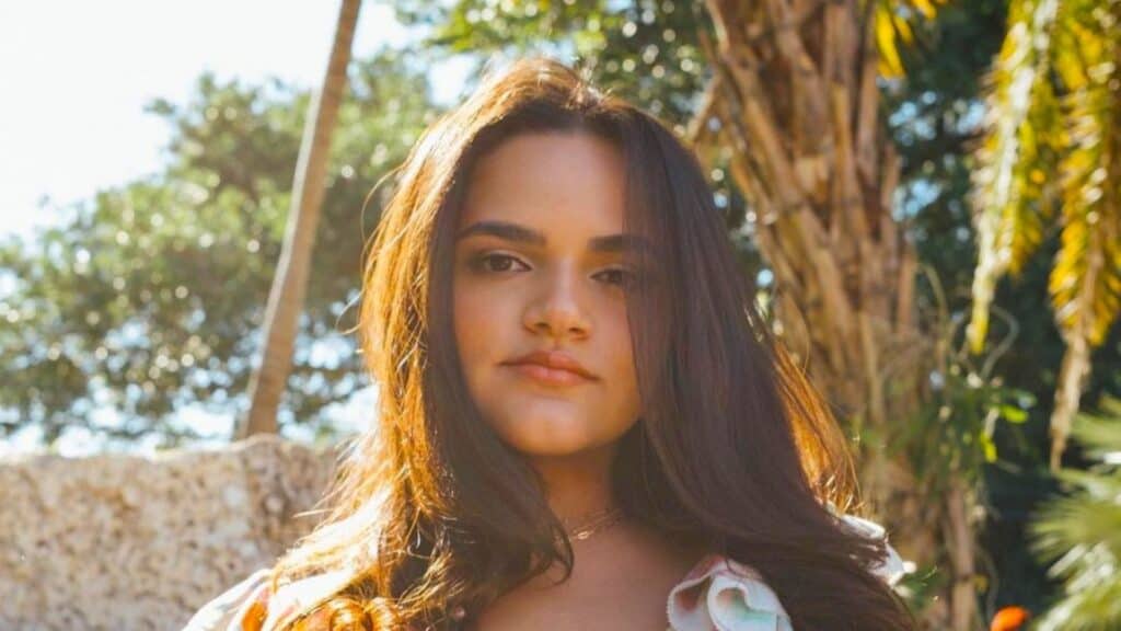 Cat Serrano, a Puerto Rican singer-songwriter, shares a beautiful and intimate song titled ‘When You Love Me’ - an upbeat ode to love.