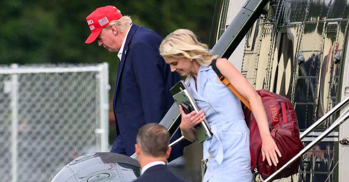 Legal Questions Arise Over Trump&rsquo;s $45,000 Cash Gifts to Aides
